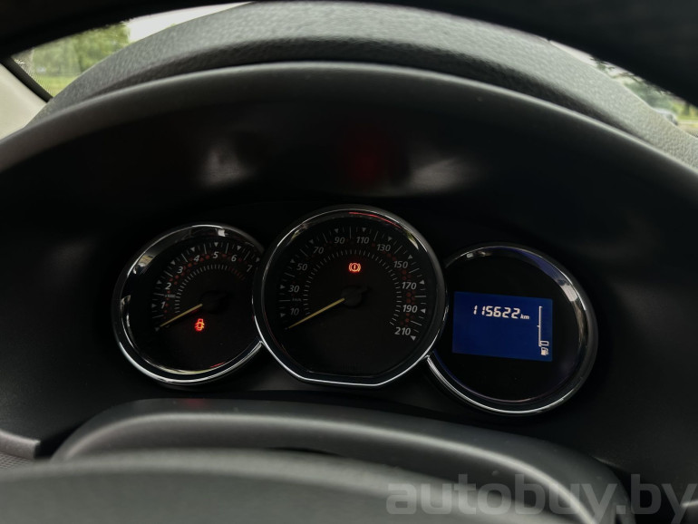 Renault Sandero 2 поколение, 2017 года