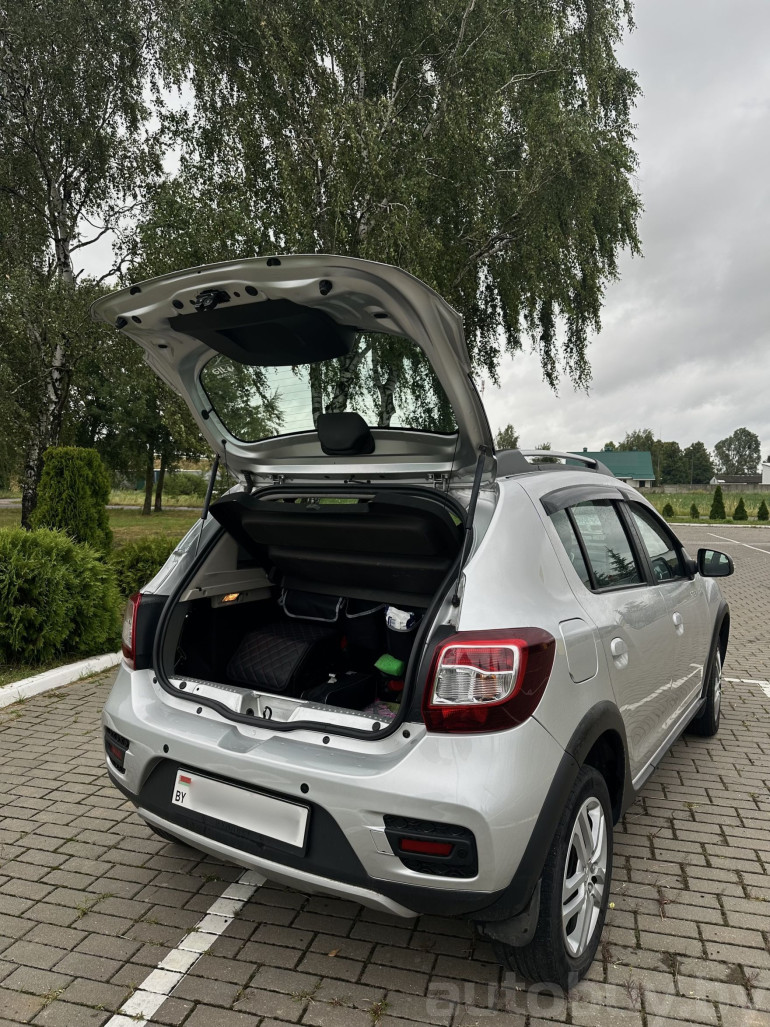 Renault Sandero 2 поколение, 2017 года