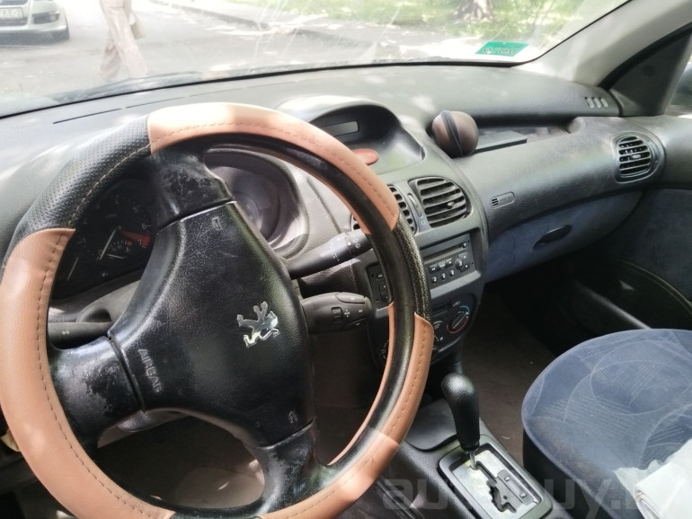Peugeot 206 1 поколение, 2002 года