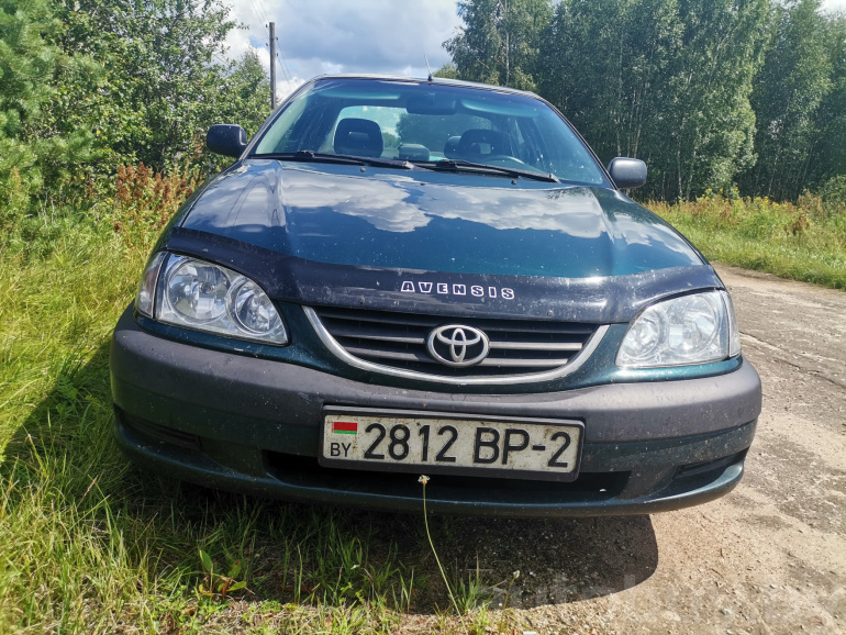 Toyota Avensis 1 поколение [рестайлинг], 2001 года
