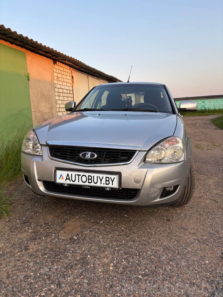 ВАЗ (Lada) Priora 1 поколение, 2011 года