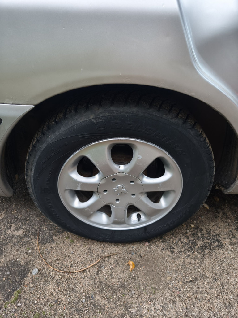 Peugeot 406 1 поколение [рестайлинг], 2001 года