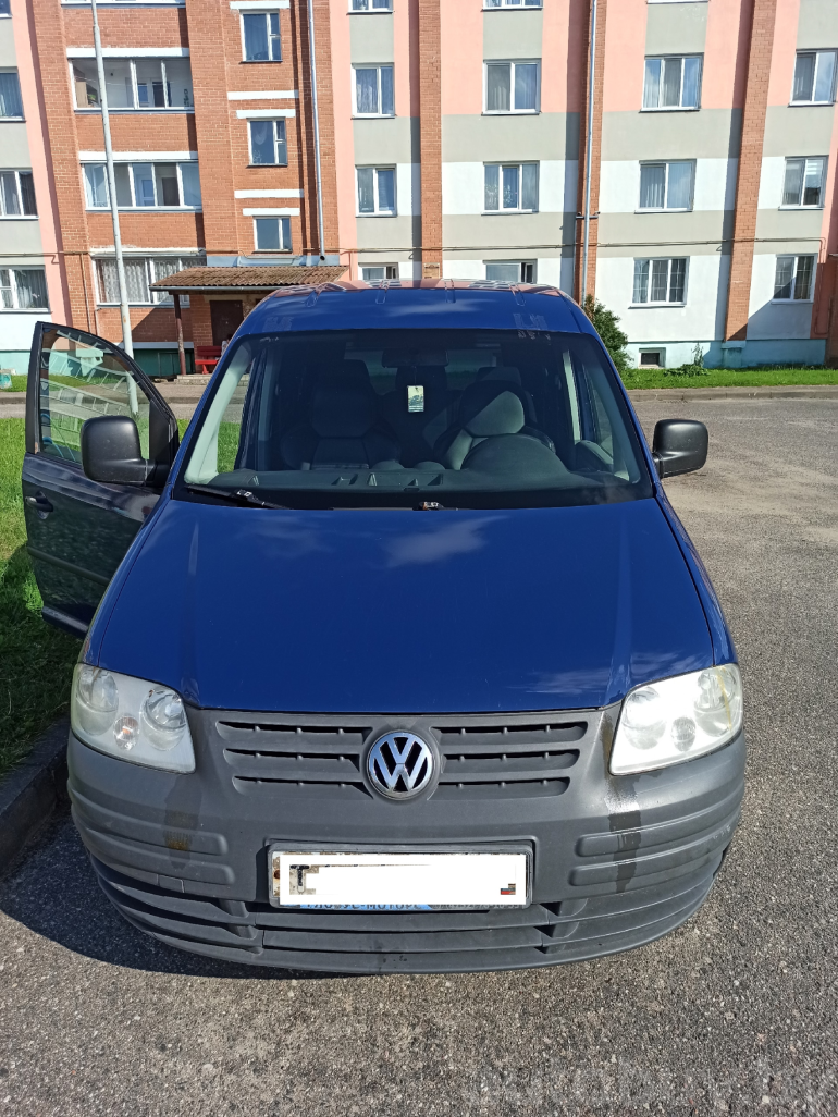 Volkswagen Caddy 3 поколение, 2008 года