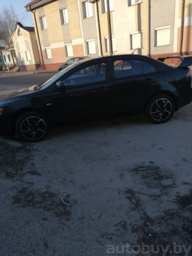 Mitsubishi Lancer
