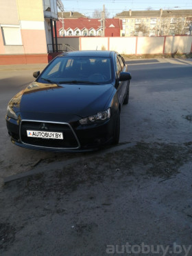 Mitsubishi Lancer