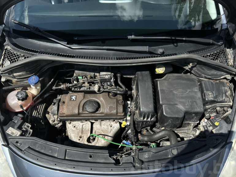 Peugeot 207 1 поколение, 2008 года