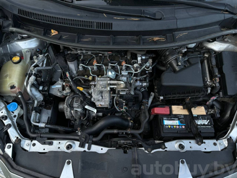 Toyota Auris 1 поколение [рестайлинг], 2010 года