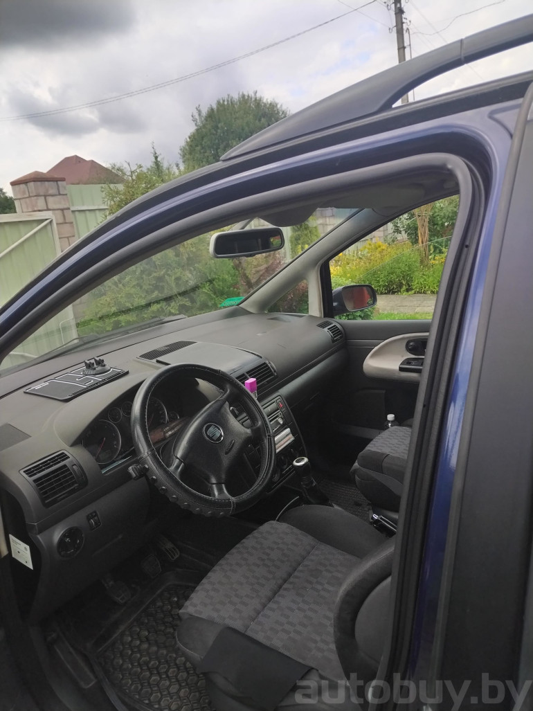 SEAT Alhambra 1 поколение [рестайлинг], 2000 года
