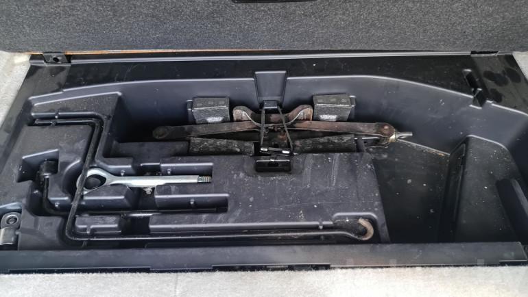 Lexus RX 2 поколение, 2005 года