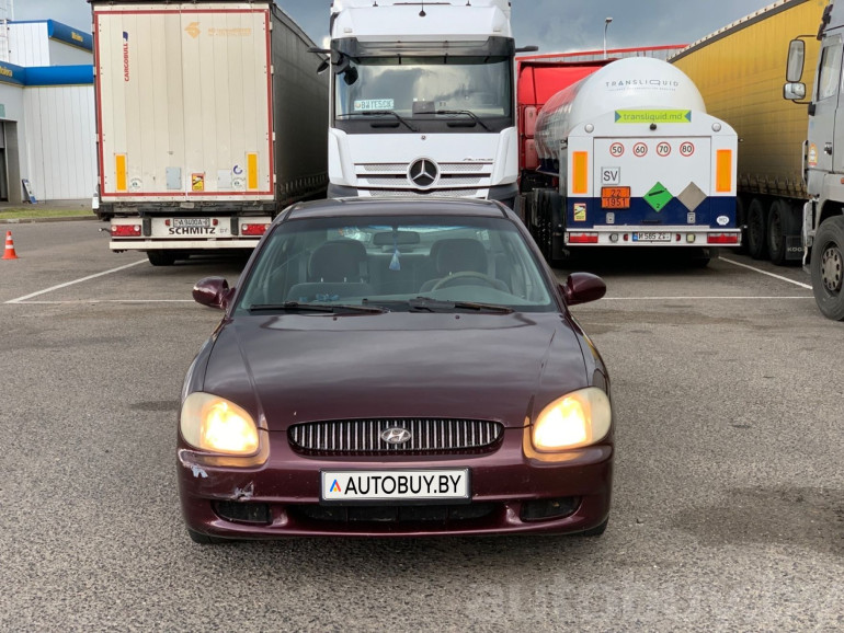 Hyundai Sonata 4 поколение (EF), 1999 года