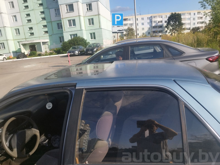 Hyundai Lantra 1 поколение, 1992 года
