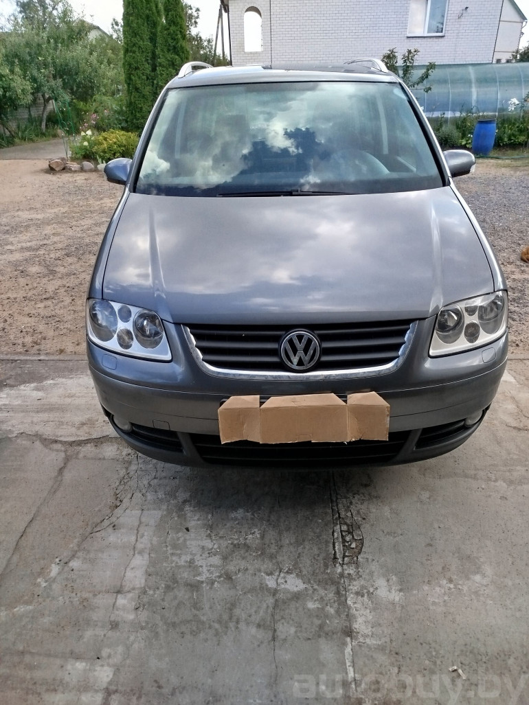 Volkswagen Touran 1 поколение, 2005 года