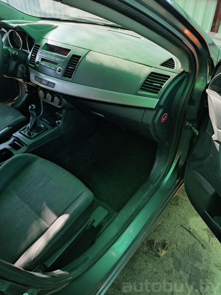 Mitsubishi Lancer 10 поколение , 2008 года