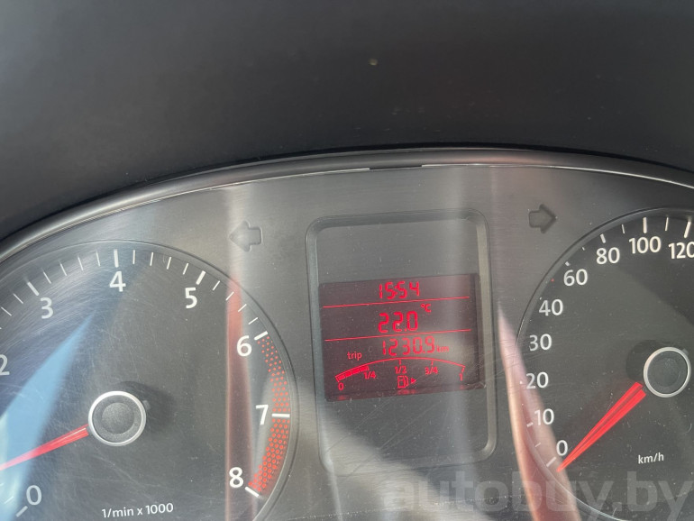 Volkswagen Polo 5 поколение, 2012 года