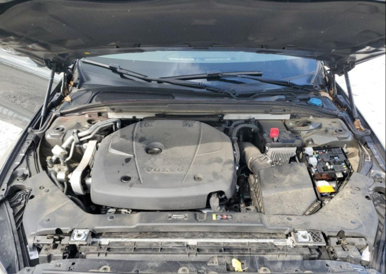 Volvo S60 3 поколение, 2021 года
