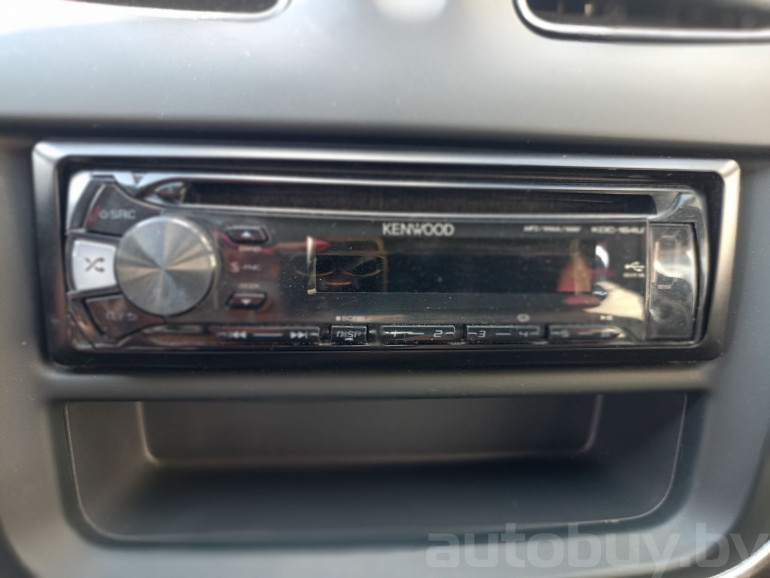 Renault Sandero 2 поколение, 2015 года