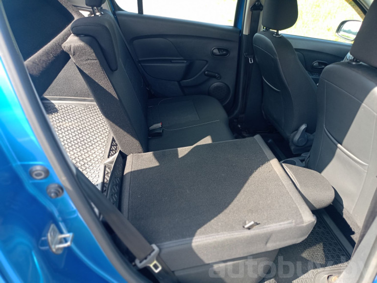 Renault Sandero 2 поколение, 2015 года