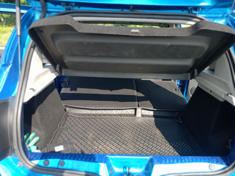 Renault Sandero 2 поколение, 2015 года