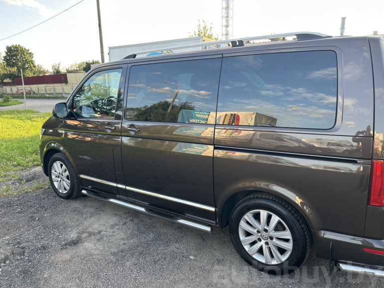 Volkswagen Multivan 4 поколение (T6), 2019 года