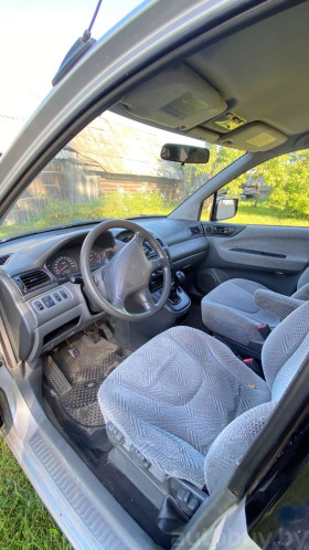 Mitsubishi Space Wagon