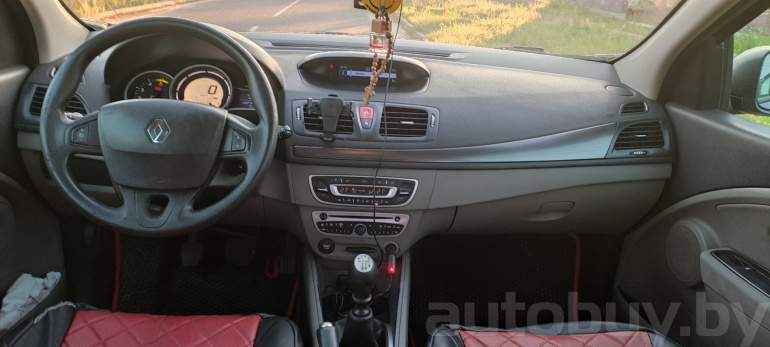 Renault Megane 3 поколение, 2010 года