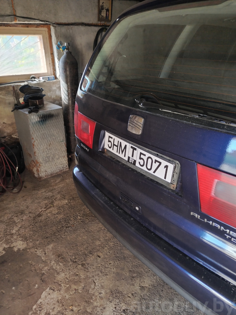 SEAT Alhambra 1 поколение [рестайлинг], 2000 года