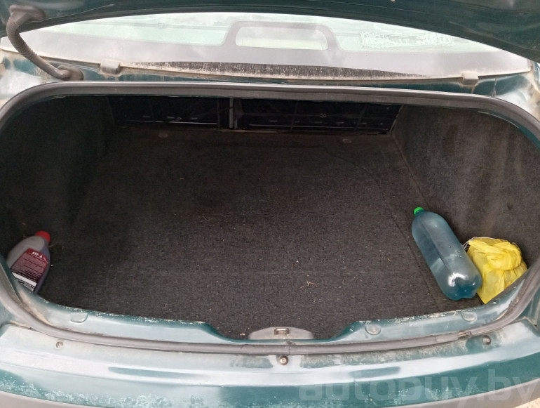 Renault Megane 1 поколение, 1997 года