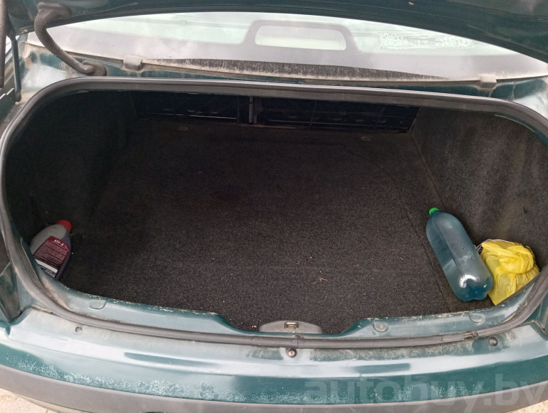 Renault Megane 1 поколение, 1997 года