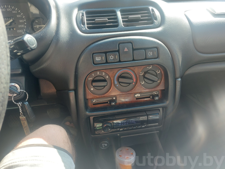 Rover 200 3 поколение (R3), 1999 года