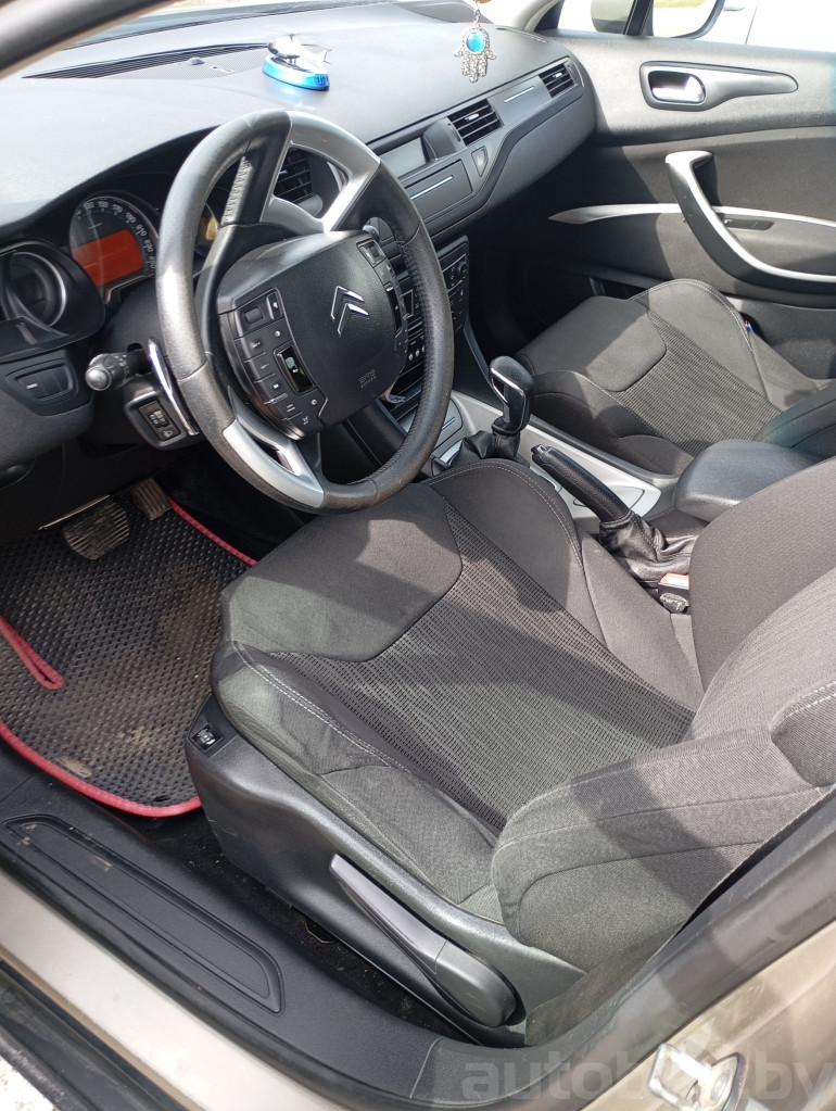 Citroen C5 2 поколение, 2011 года